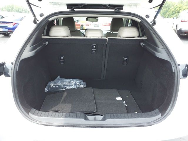2025 Mazda CX-30 2.5 S Preferred photo 19
