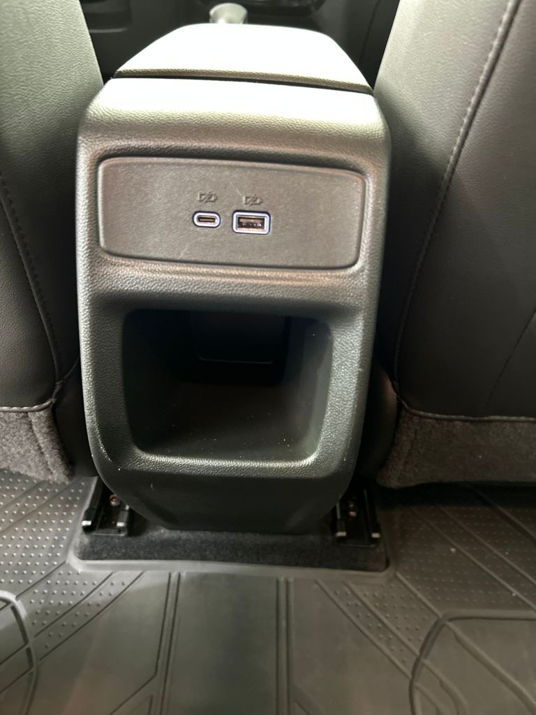 2024 Chevrolet Trax LT photo 25