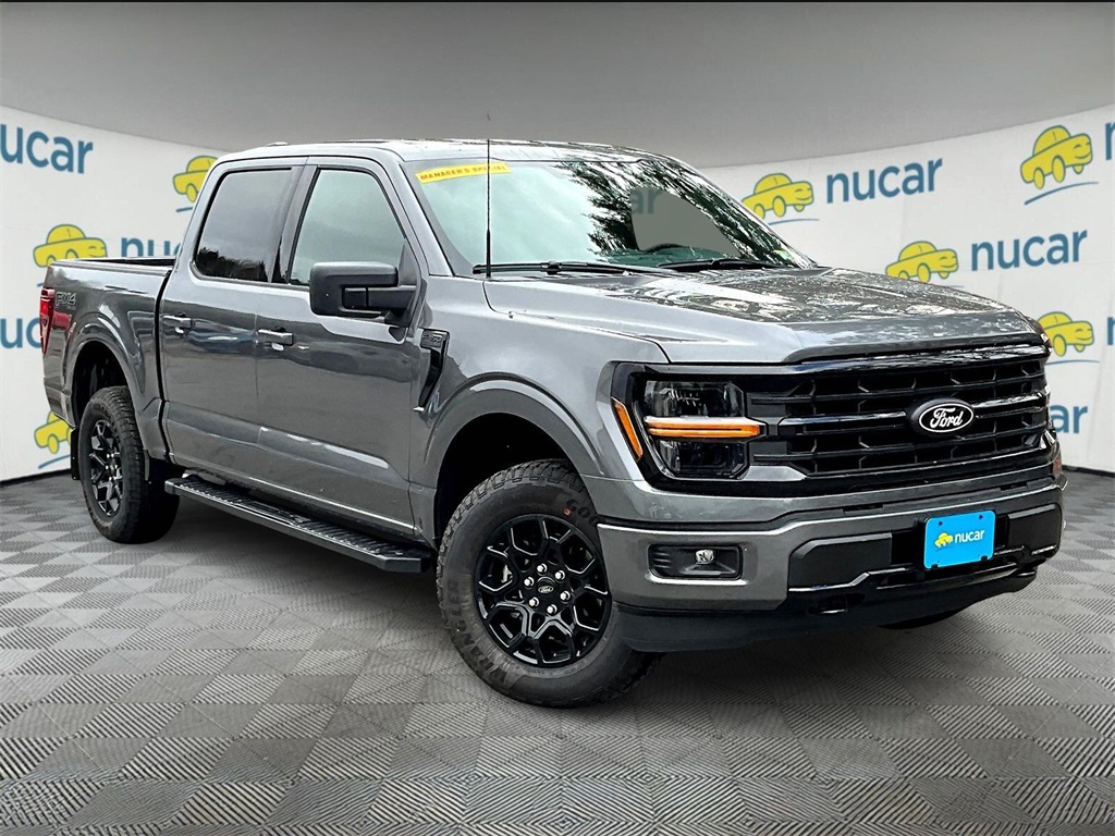 2025 Ford F-150 XLT's photo