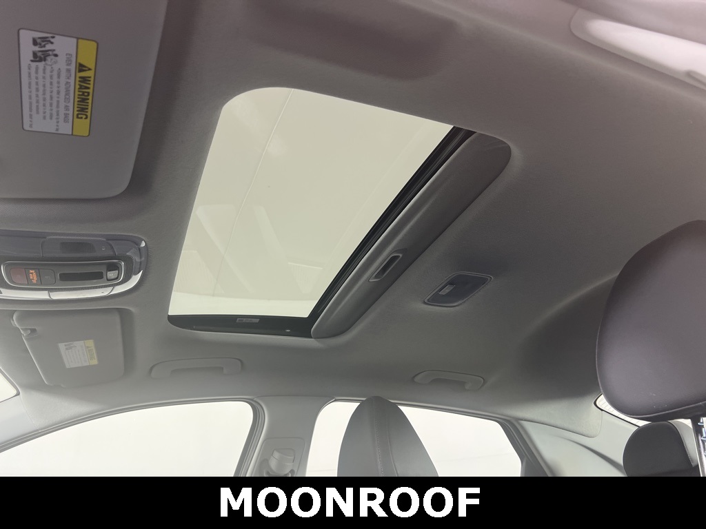 2023 Hyundai Elantra Limited photo 4