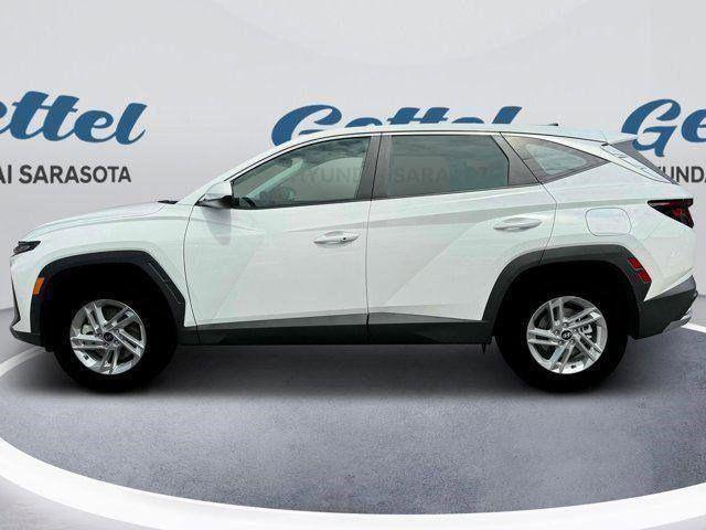 2025 Hyundai Tucson SE photo 3