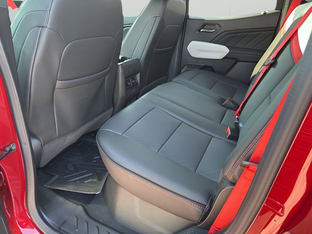 2026 Gmc Canyon AT4 photo 18