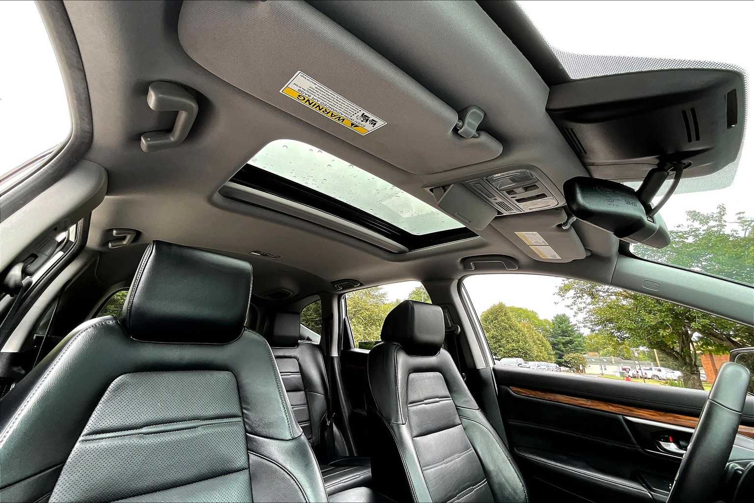 2022 Honda CR-V Hybrid EX-L photo 12