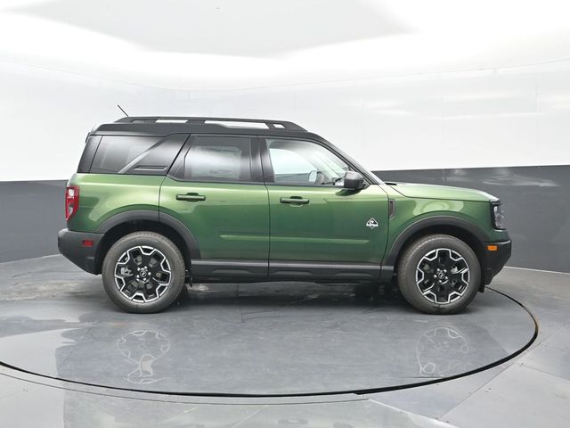 2025 Ford Bronco Sport Outer Banks photo 3
