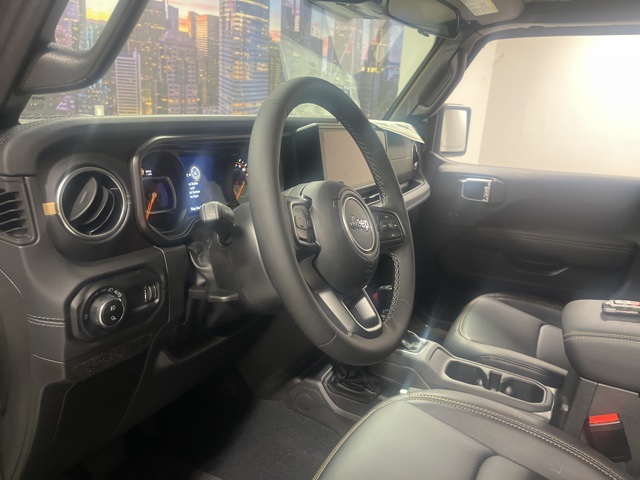 2025 Jeep Gladiator Sport photo 6