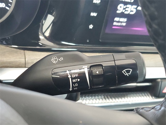 2024 Kia K5 EX photo 17