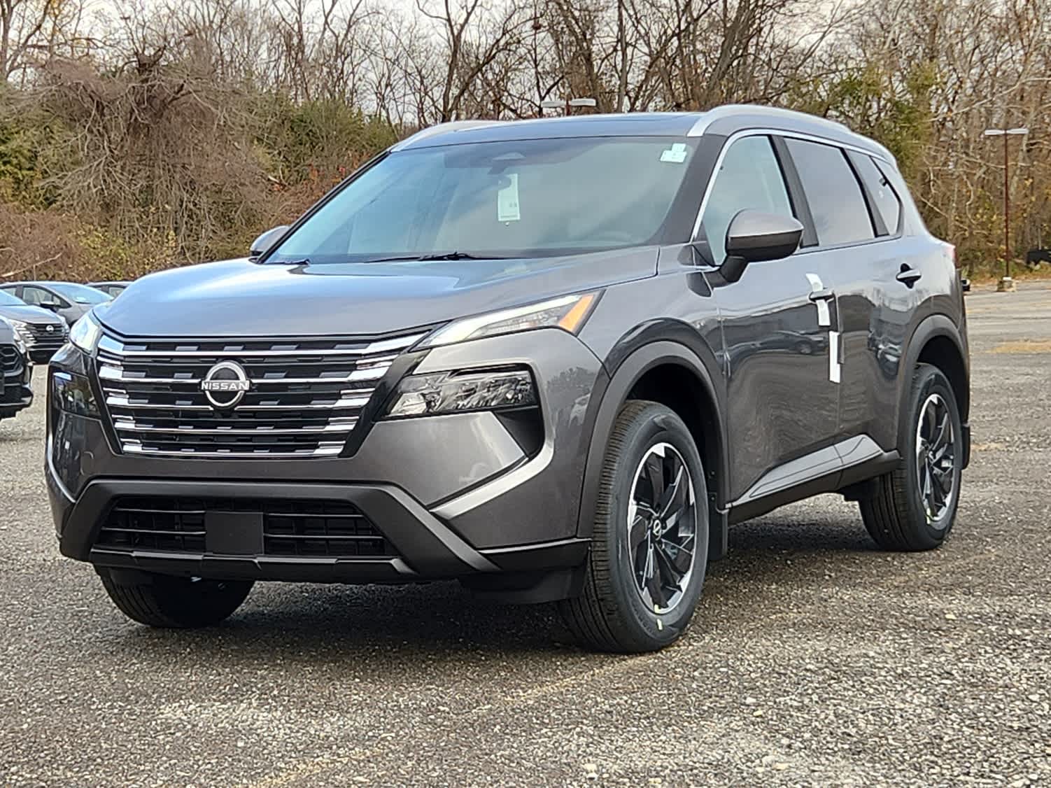 2026 Nissan Rogue SV's photo