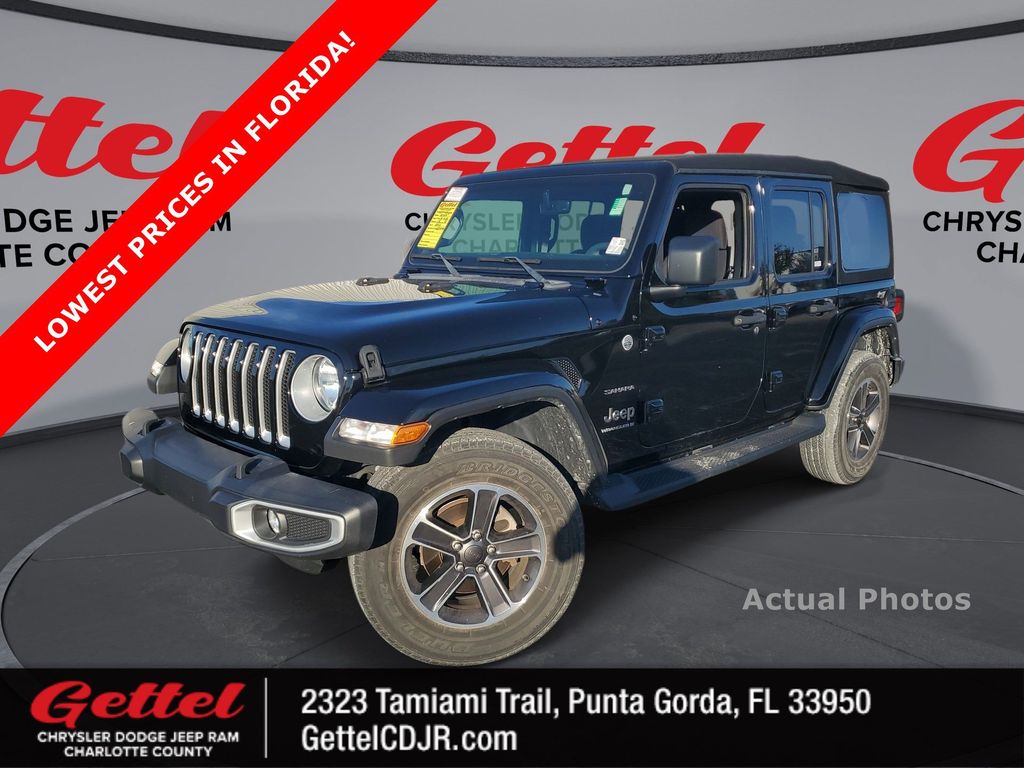 2023 Jeep Wrangler 4-Door Sahara's photo