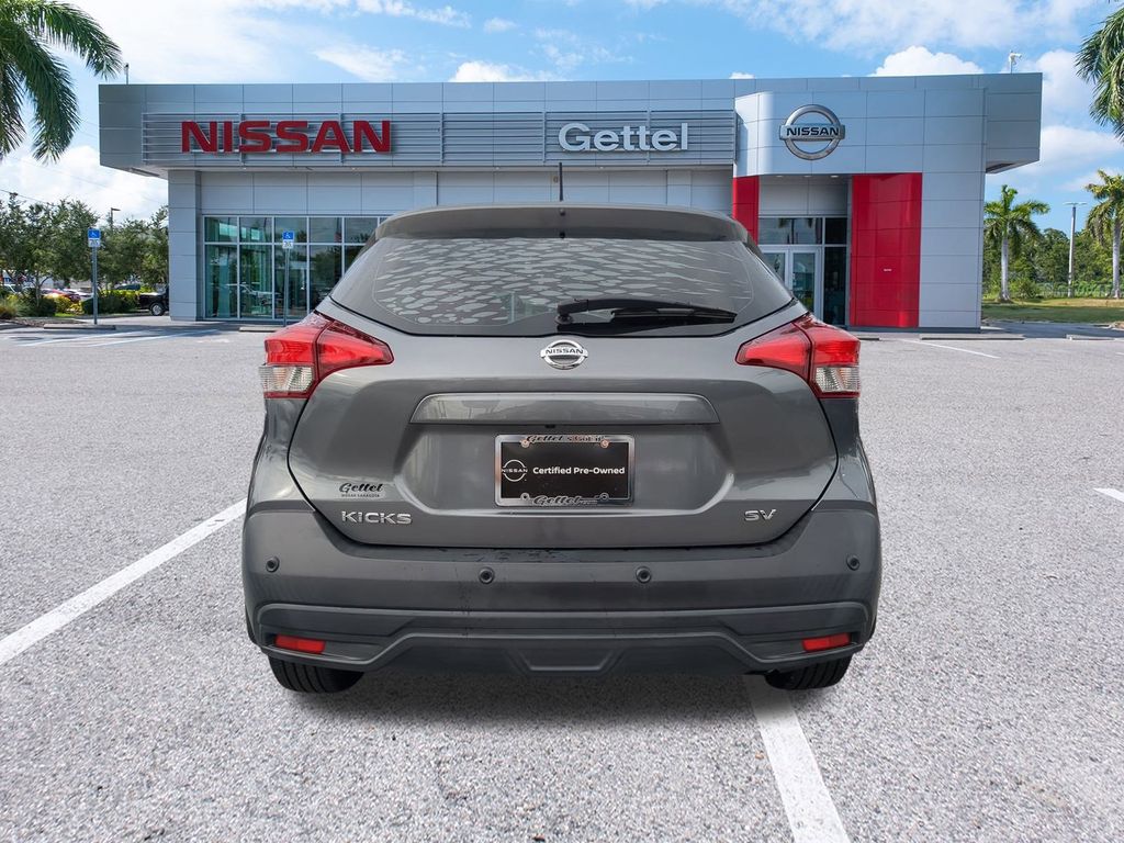 2020 Nissan Kicks SV photo 5