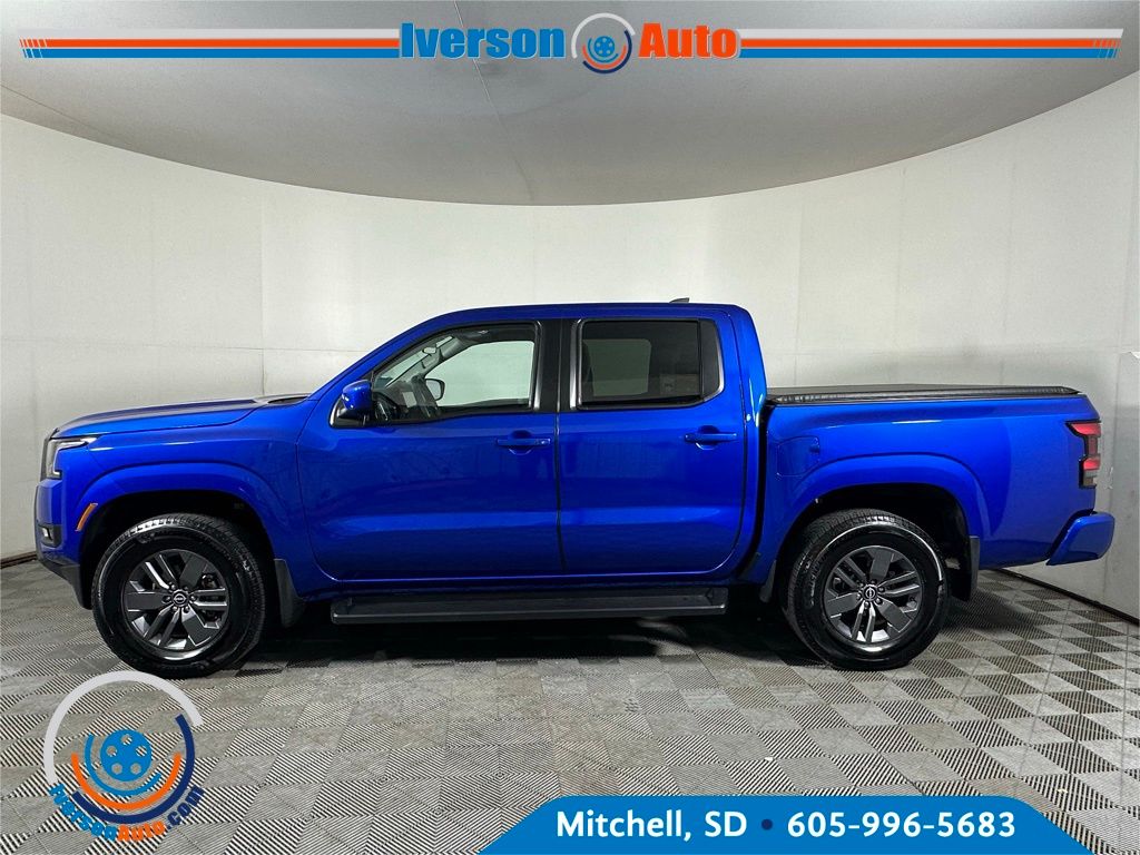 2025 Nissan Frontier SV photo 3