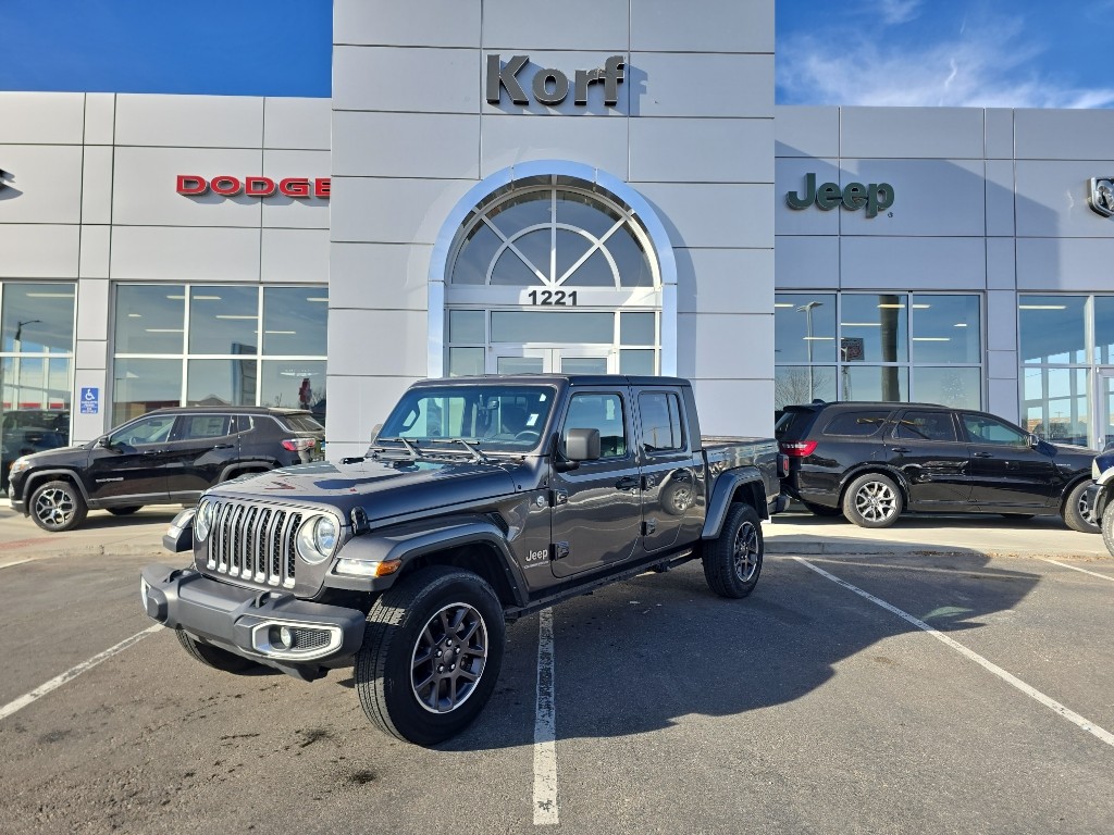 2023 Jeep Gladiator Overland's photo