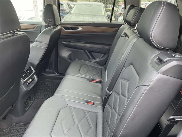 2024 Volkswagen Atlas SE Technology photo 15