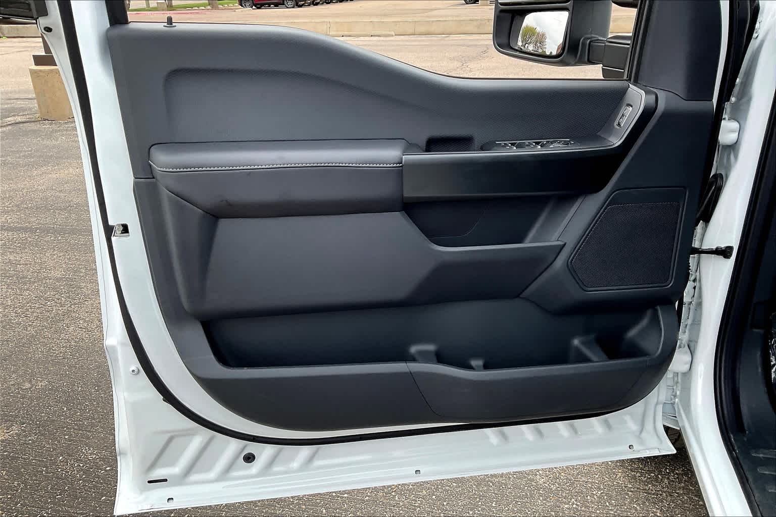2025 Ford F-150 STX photo 10