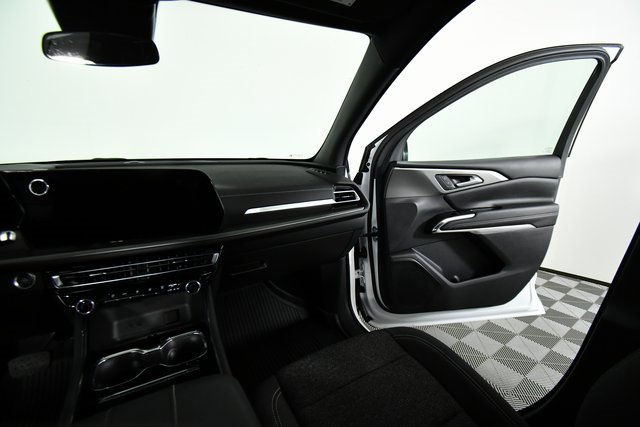 2024 Chevrolet Traverse photo 19