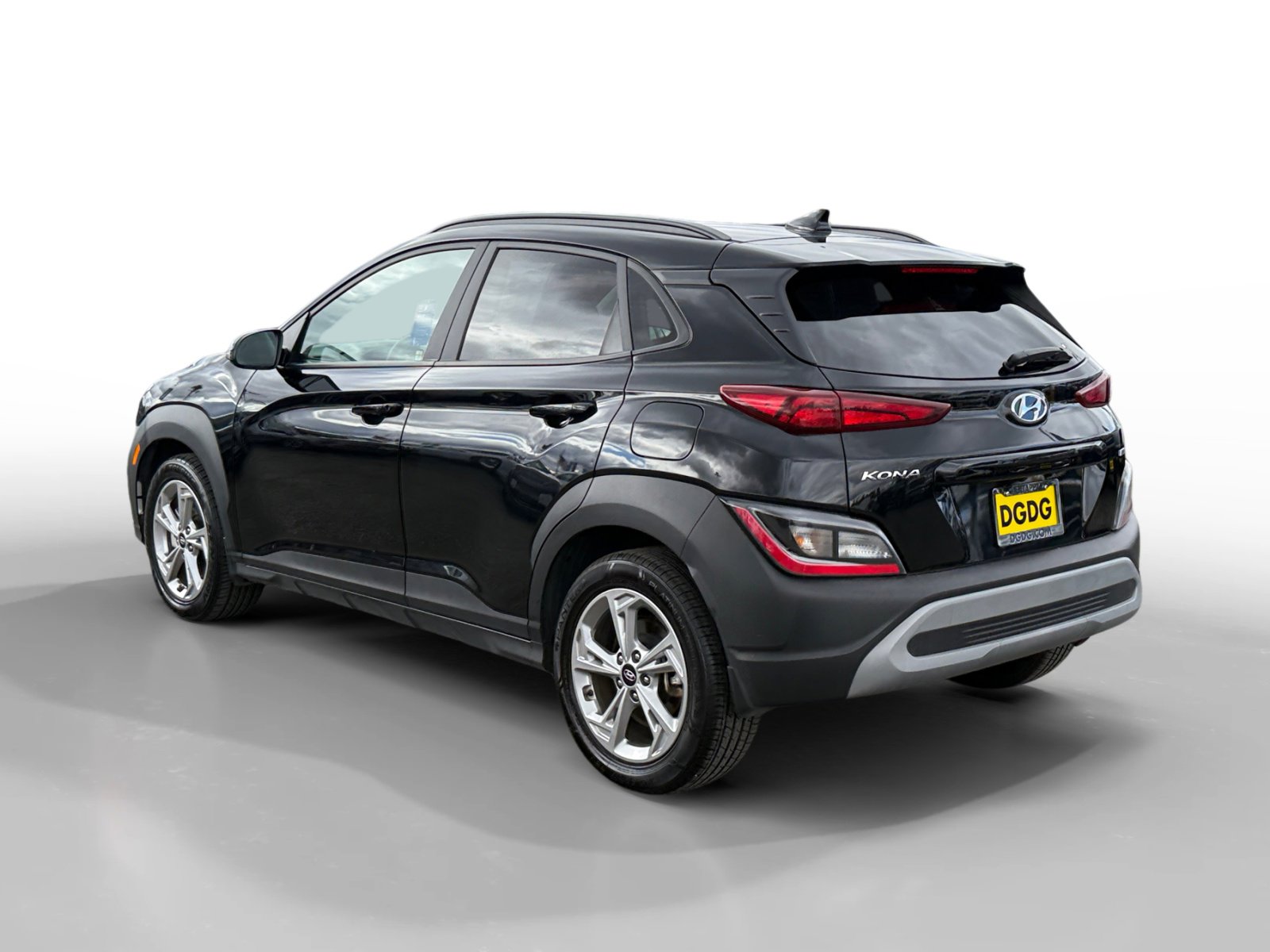 2023 Hyundai Kona SEL photo 3