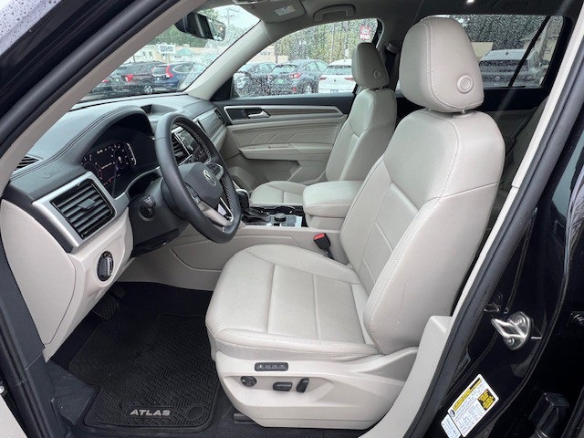 2023 Volkswagen Atlas SEL photo 14