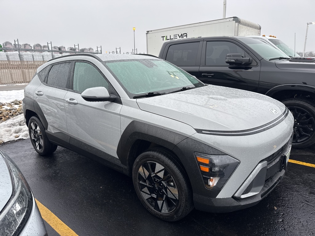2024 Hyundai Kona SEL's photo