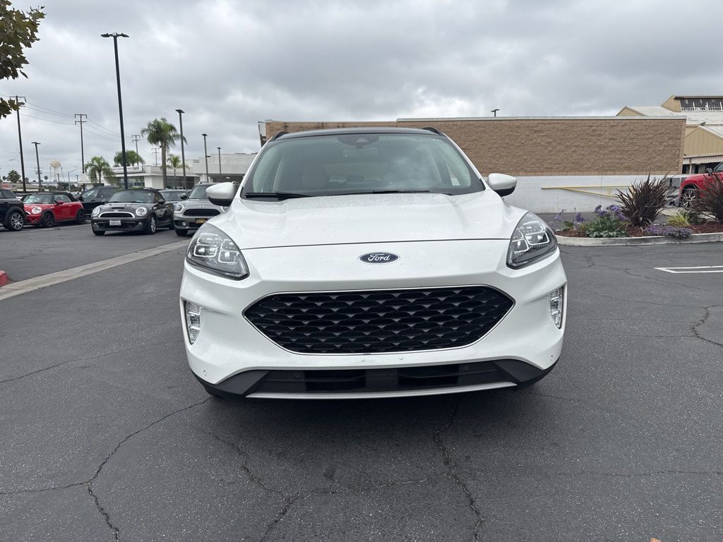 2020 Ford Escape Titanium Hybrid photo 8