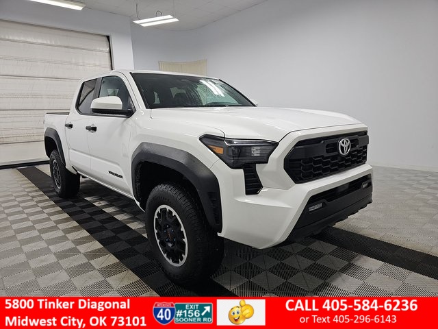 2024 Toyota Tacoma TRD Sport's photo