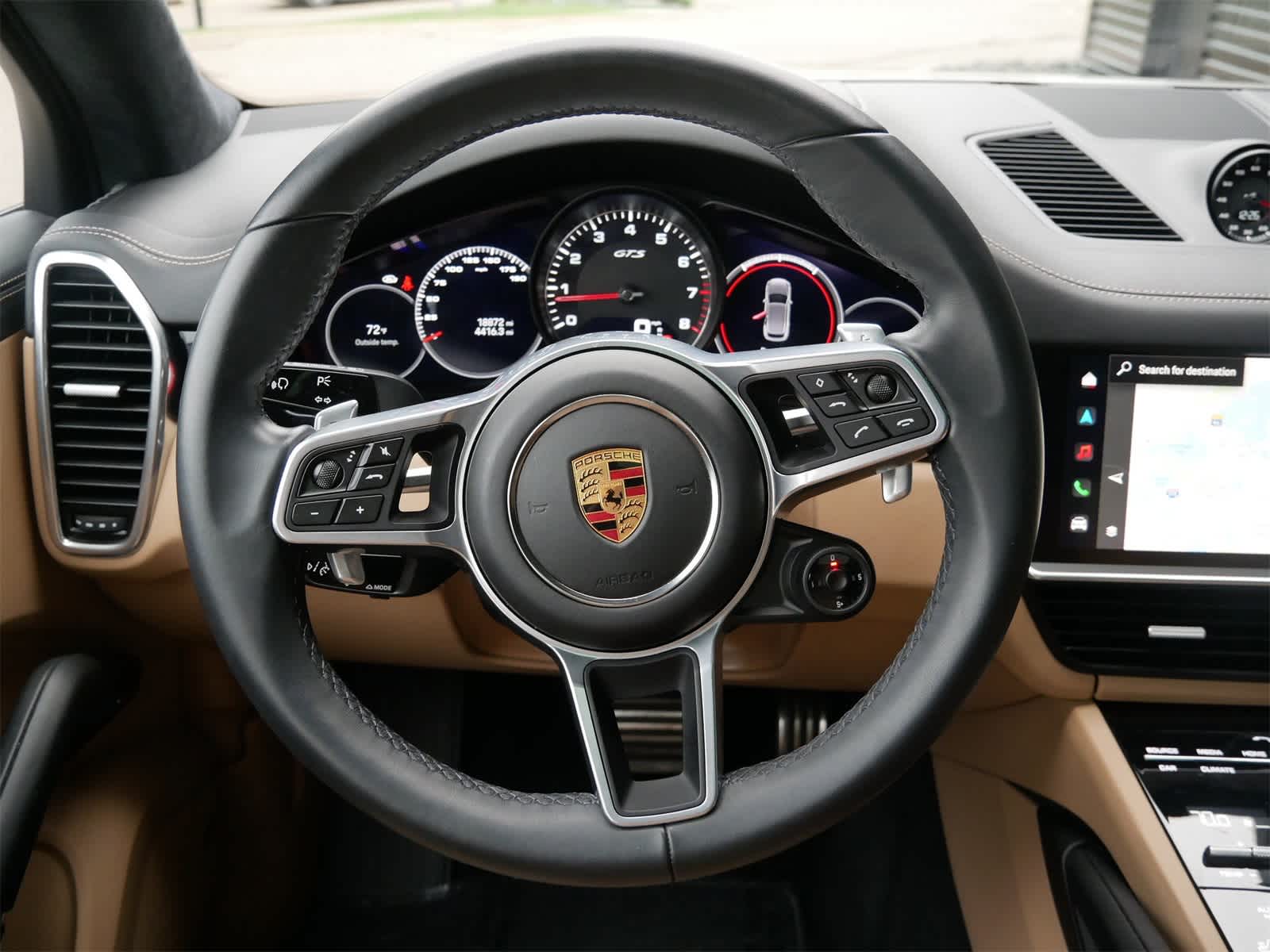 2022 Porsche Cayenne GTS photo 9