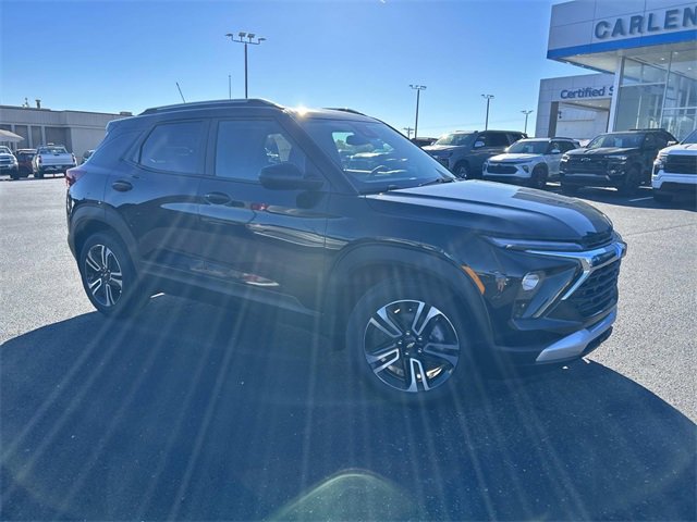 2026 Chevrolet Trailblazer LT photo 2