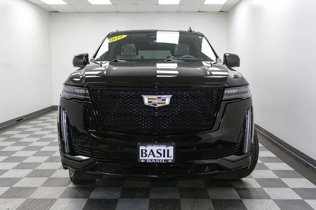 2022 Cadillac Escalade Sport Platinum photo 3