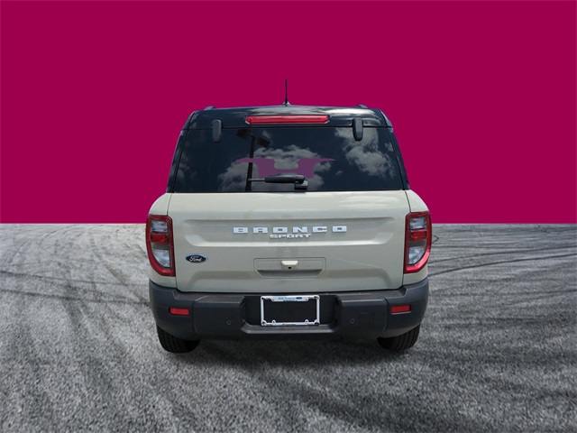 2025 Ford Bronco Sport Outer Banks photo 3