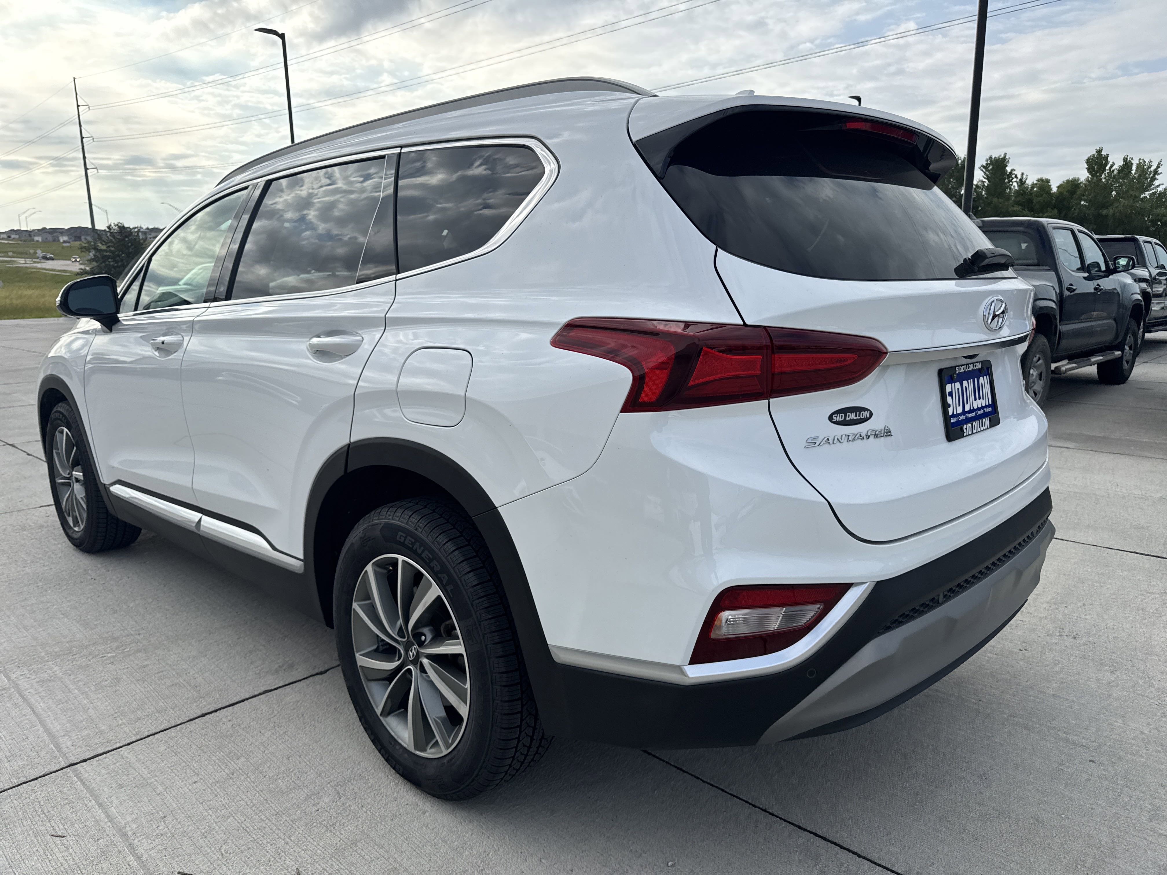 2019 Hyundai Santa Fe Ultimate photo 4