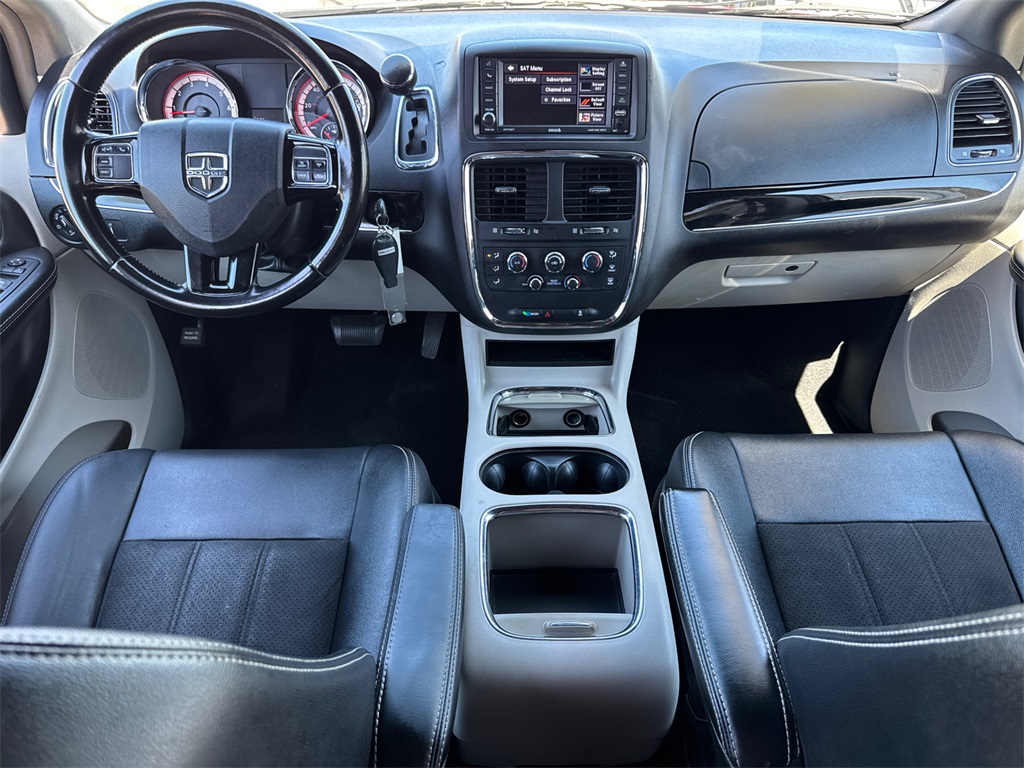 2020 Dodge Grand Caravan SXT photo 22