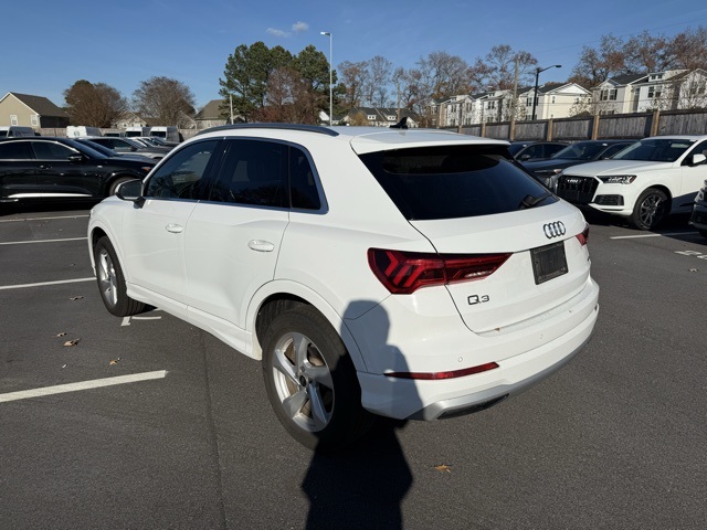 2021 Audi Q3 Premium photo 3