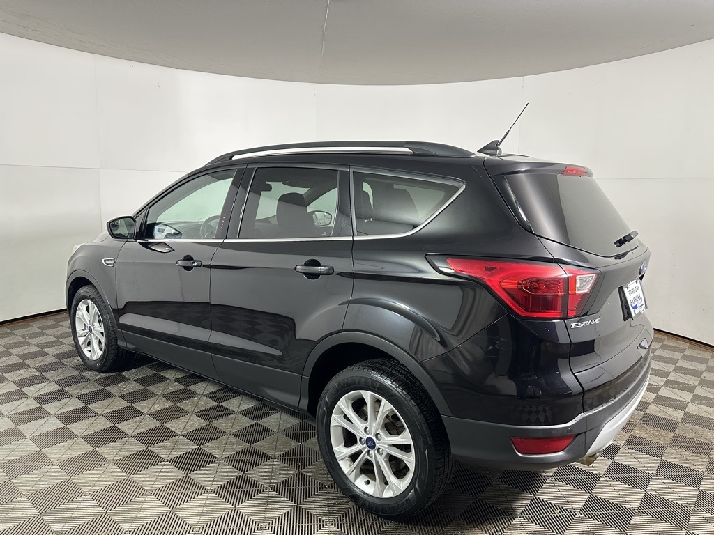 2019 Ford Escape SEL photo 6