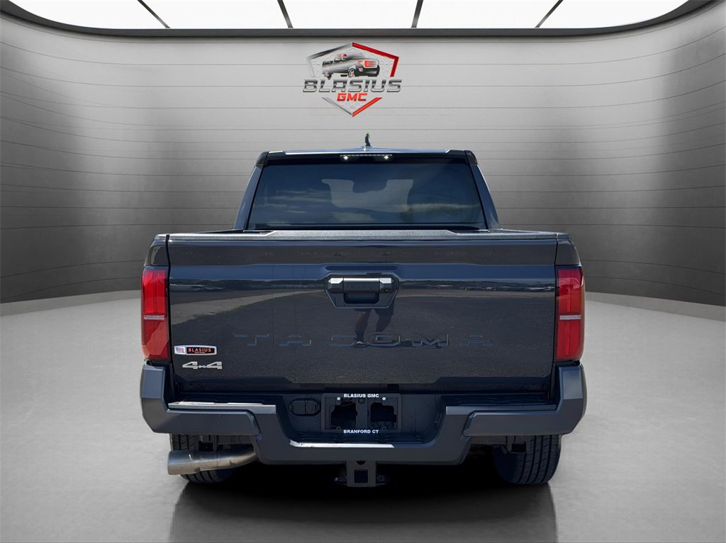 2025 Toyota Tacoma SR5 4x4 photo 4