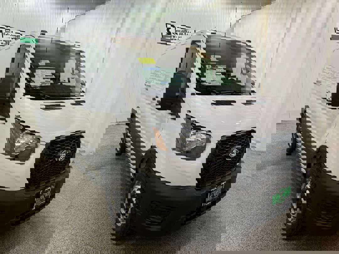 2026 Ford Transit Van Base's photo