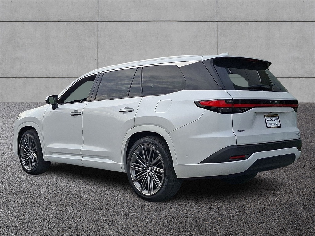 2025 Lexus TX photo 4