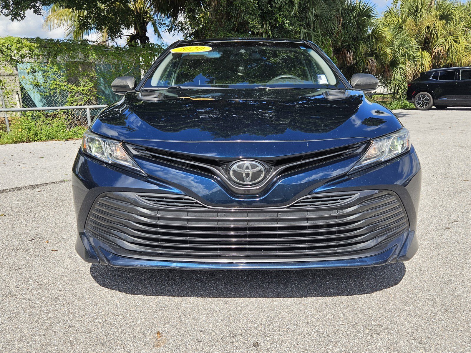 2020 Toyota Camry LE photo 13