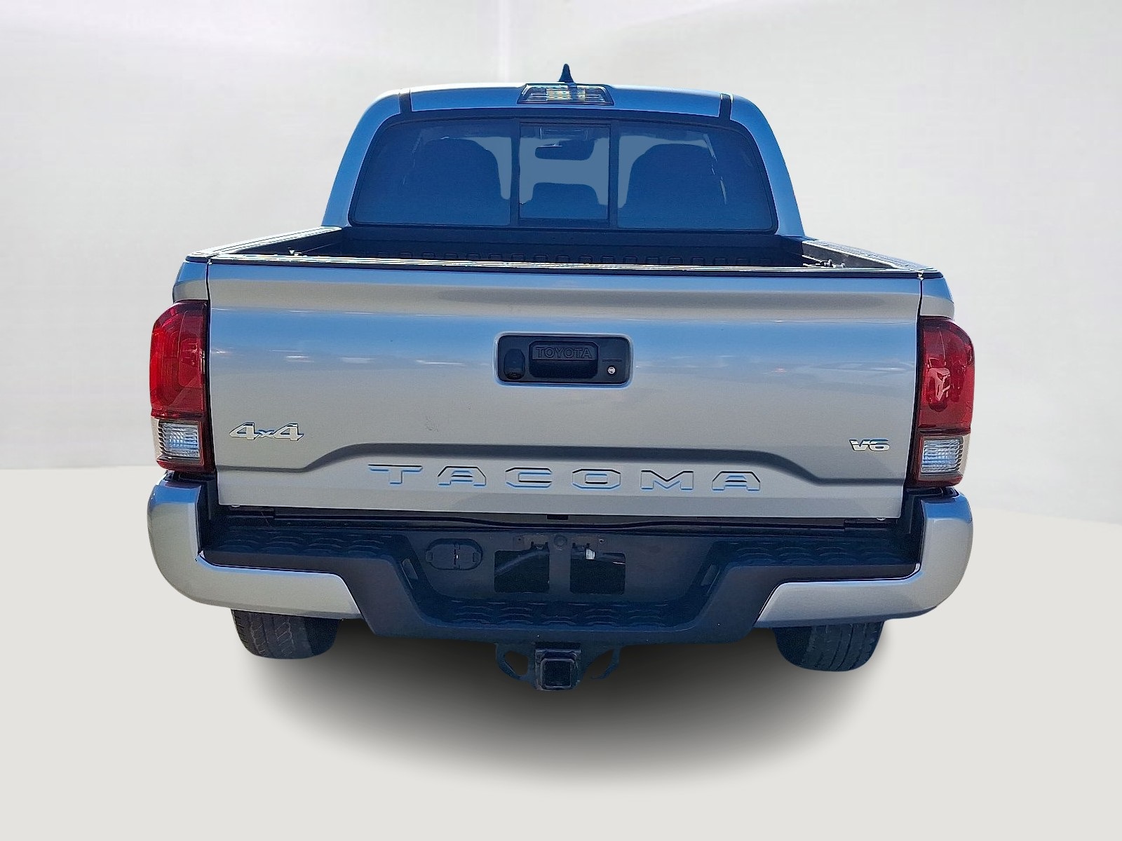 2022 Toyota Tacoma SR photo 5