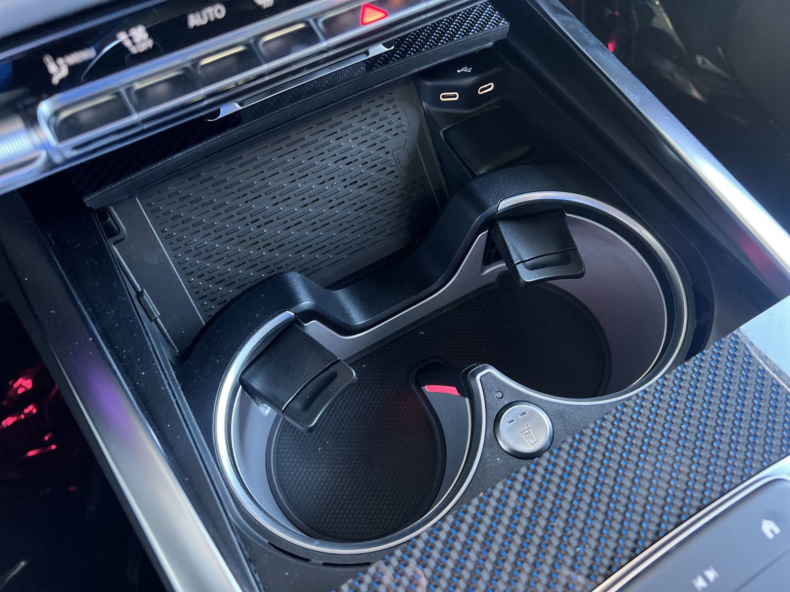 2025 Mercedes Benz G photo 44