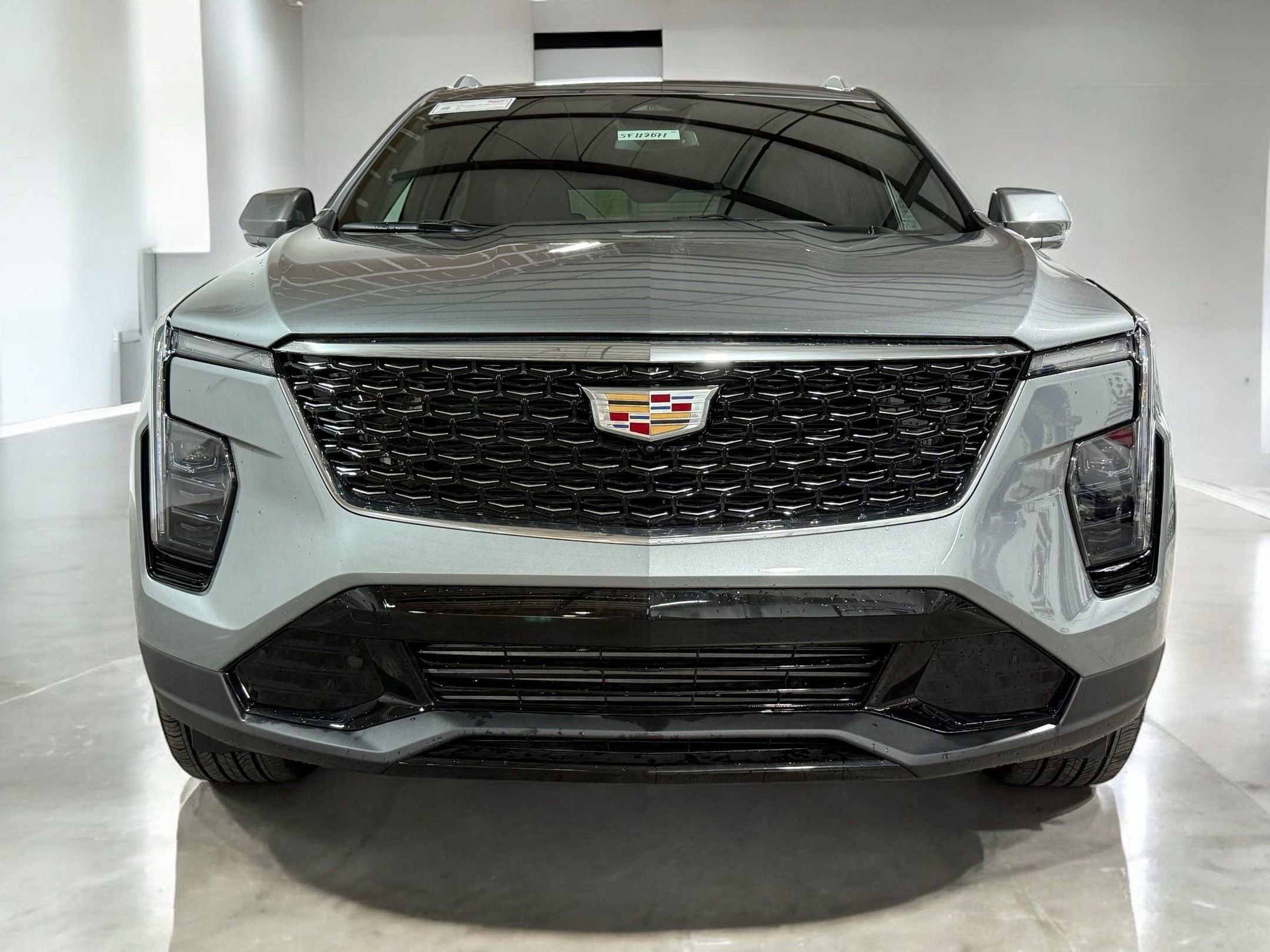 2025 Cadillac XT4 Premium Luxury photo 5