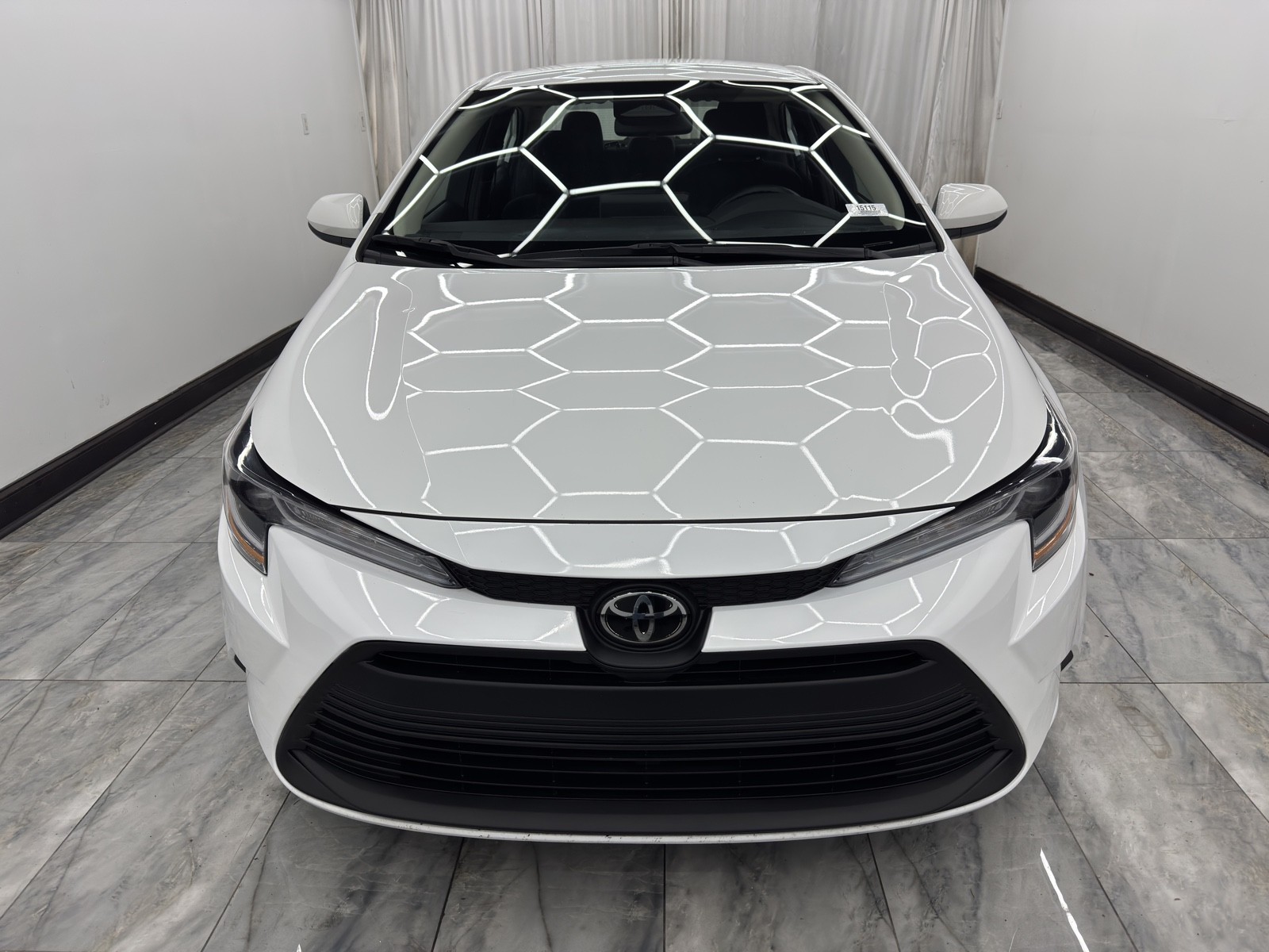 2023 Toyota Corolla LE photo 2