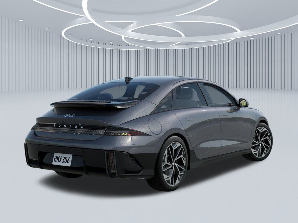 2025 Hyundai Ioniq 6 Limited photo 4