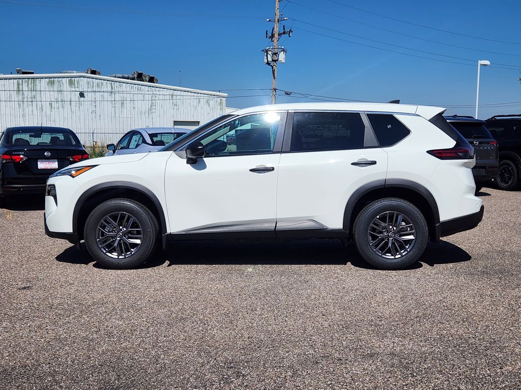 2025 Nissan Rogue S photo 2