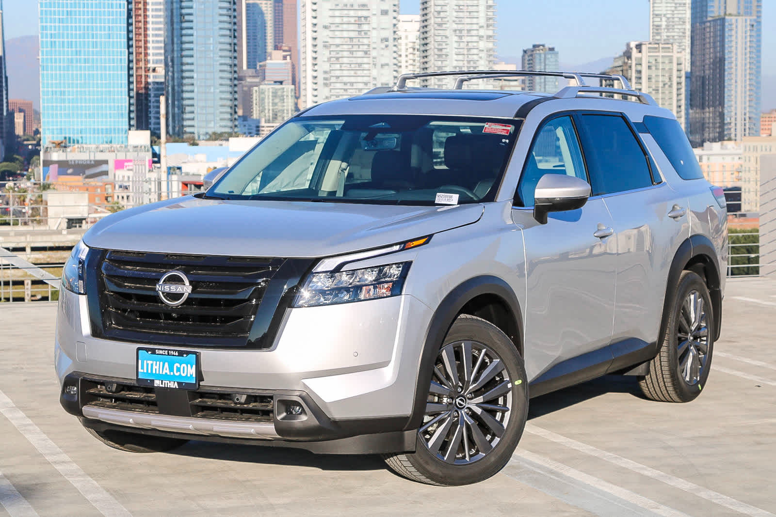 New 2025 Nissan Pathfinder SL SUV in Los Angeles #N5208898