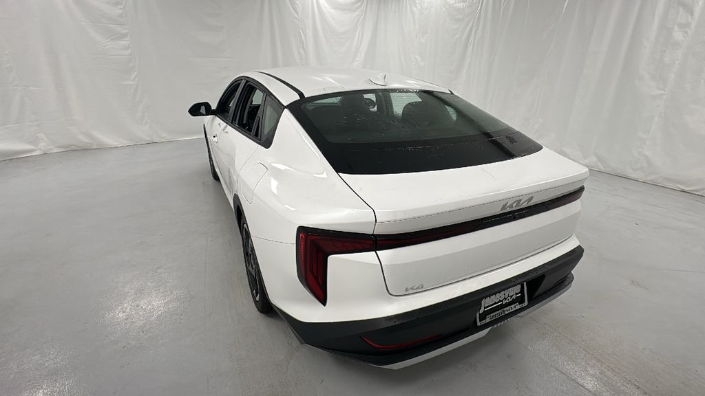2025 Kia K4 EX photo 5