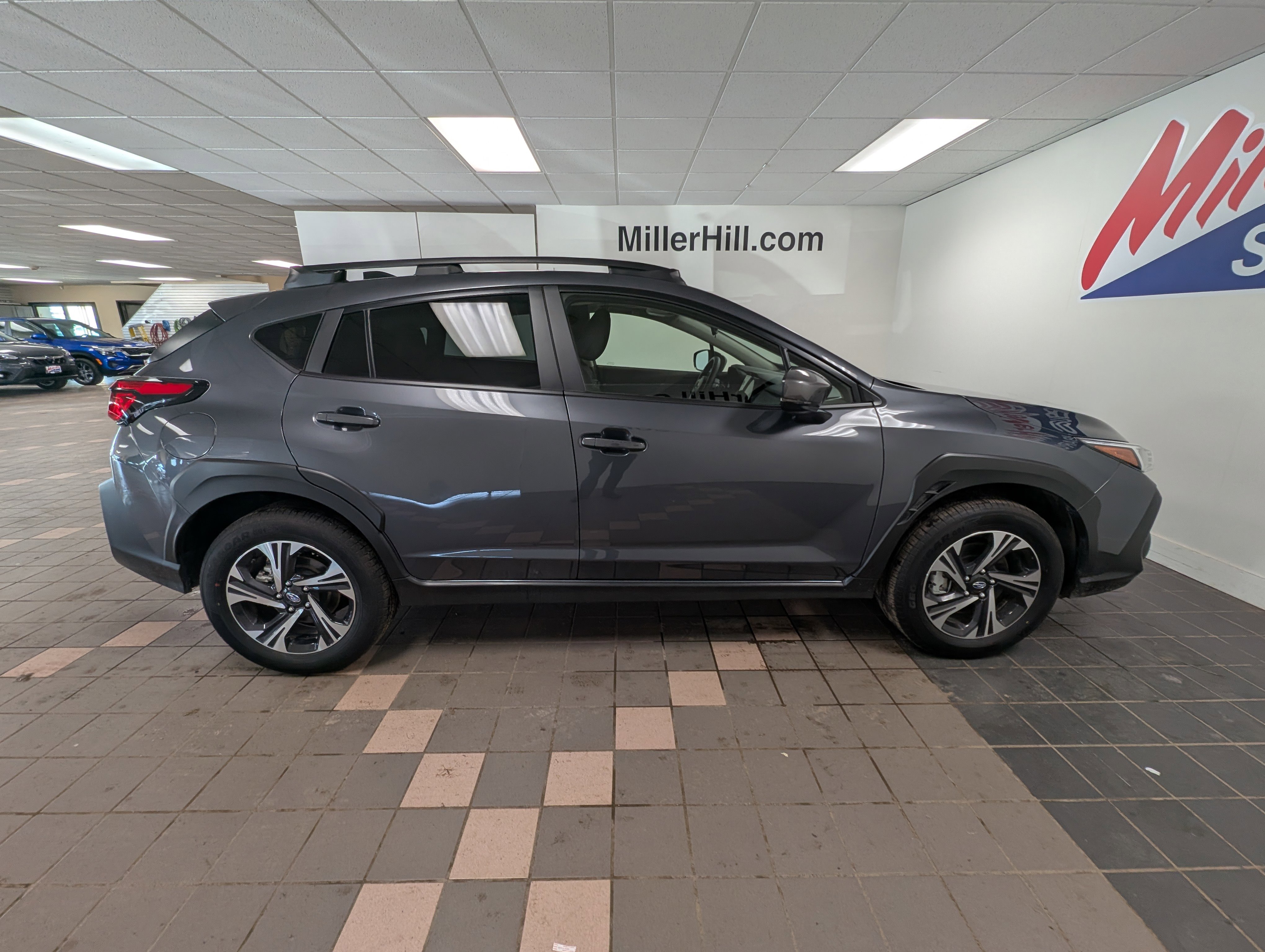 2025 Subaru Crosstrek Premium photo 4