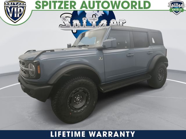 2025 Ford Bronco 4-Door Outer Banks's photo