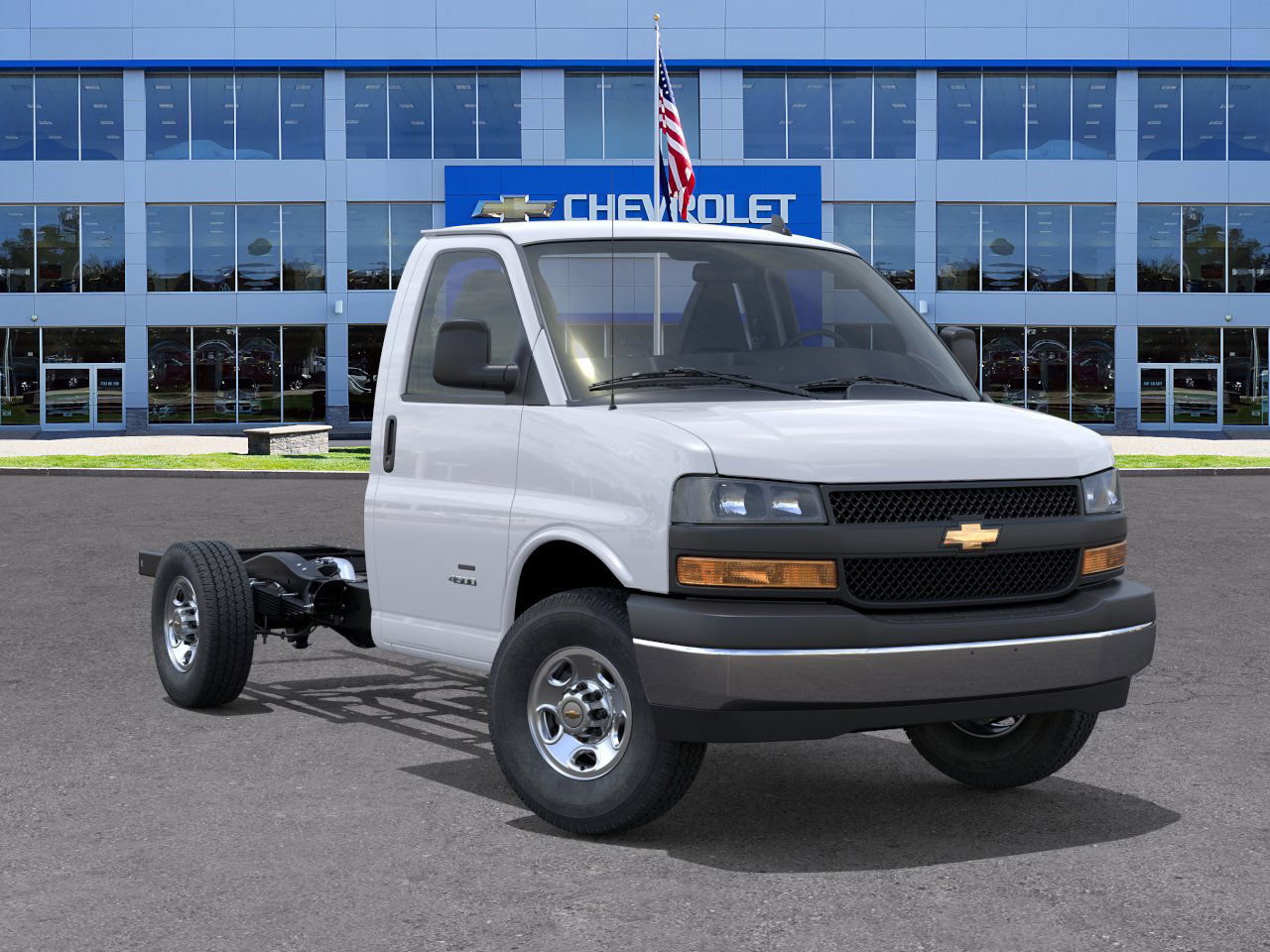 2025 Chevrolet Express Cutaway 3500 photo 6