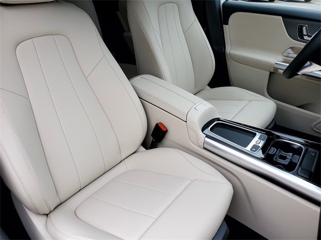 2025 Mercedes Benz GLA 250 4MATIC photo 15
