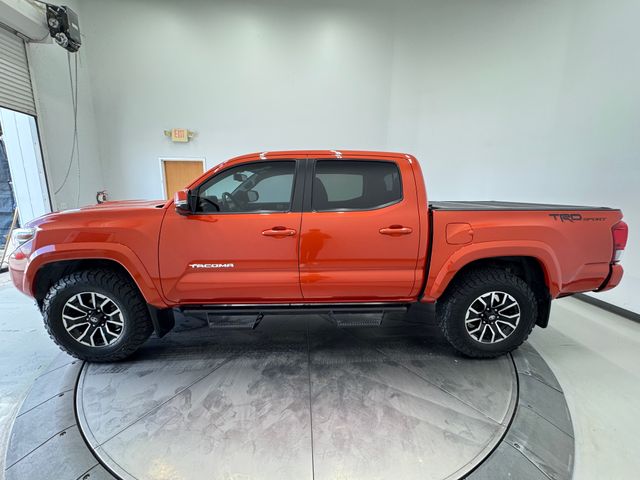 2017 Toyota Tacoma SR5 TRD Sport photo 15