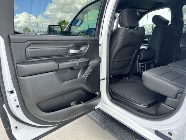 2025 Ram 1500 Tradesman photo 17