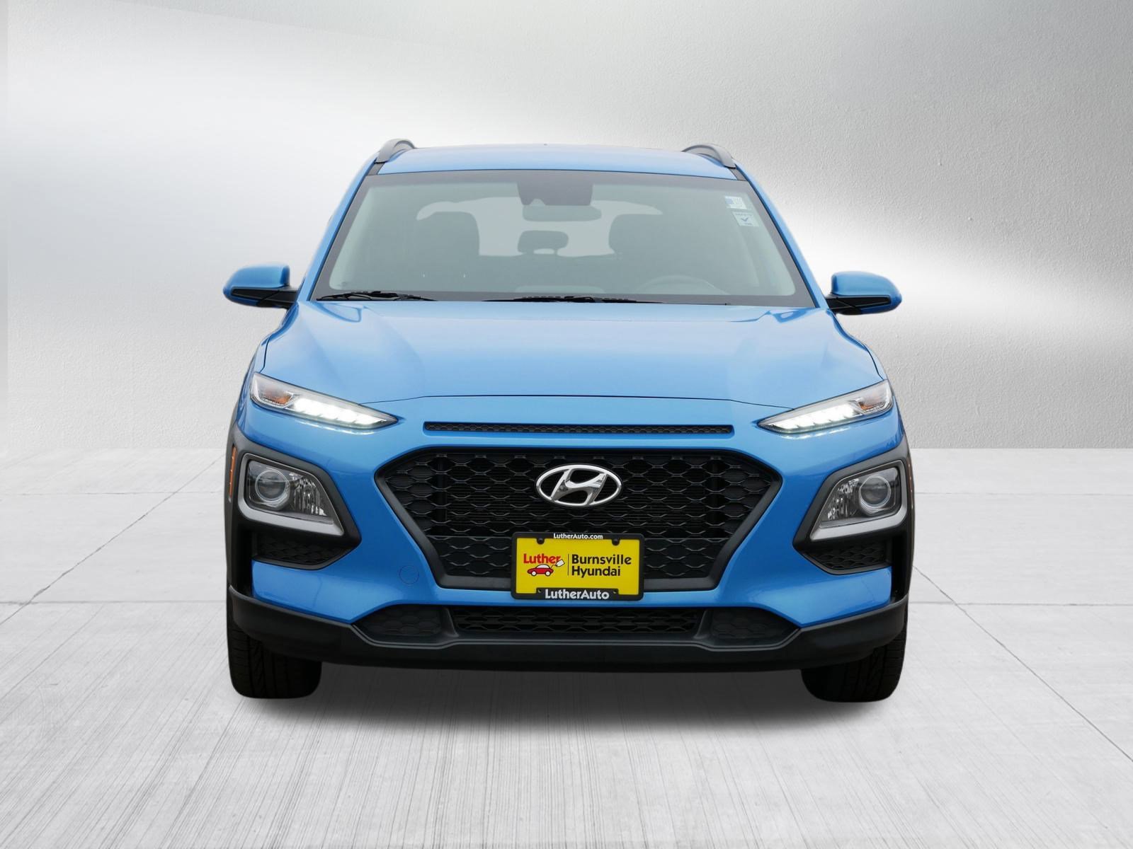 2021 Hyundai Kona SEL photo 2